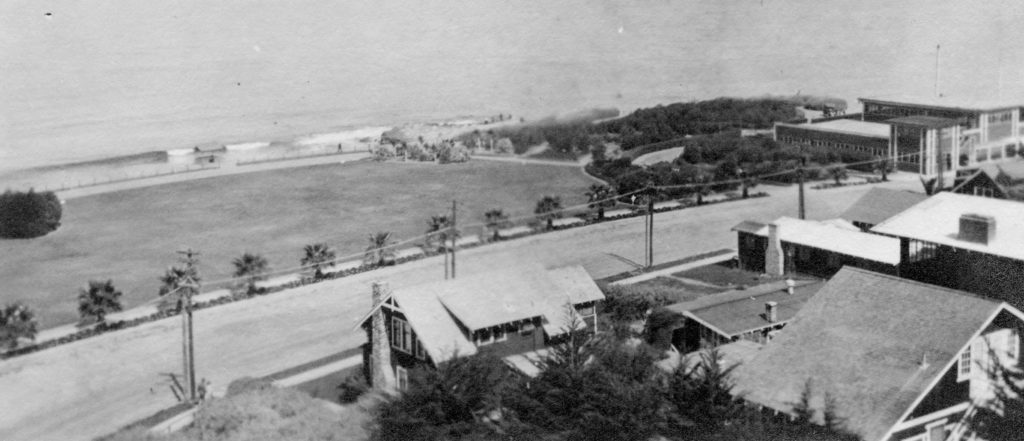 Early 1930s image of Point La Jolla. (La Jolla History)